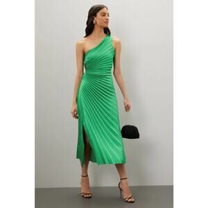 Chic One-Shoulder Green Midi Dress